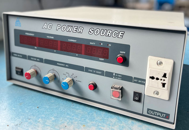 1.jpg AC Power Source 